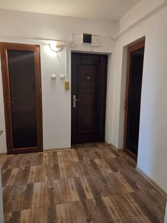 Apartament 3 camere