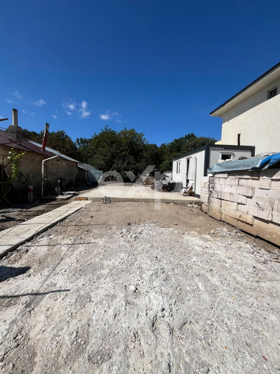 Lot de casa 930 mp in centru utilitati Poiana lui Stanga Giu