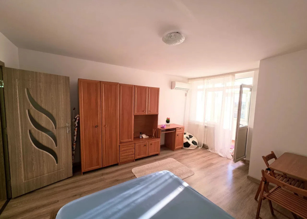 Apartament 1 camera, Tatarasi, 2 Baieti, la 15min de campusu