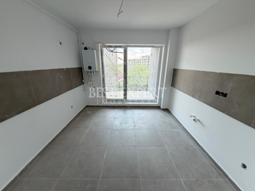 2 Camere in Bloc cu regim redus de inaltime| Finalizat | Th.
