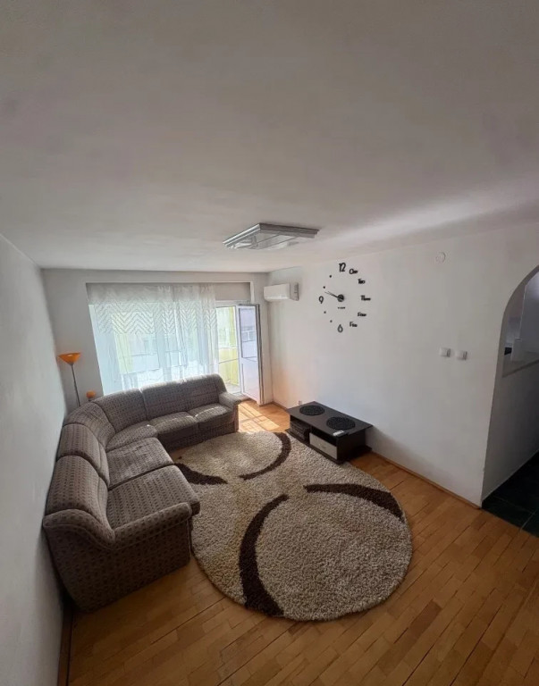 Apartament 2 camere,60mp,decomandat, zona Nicolina-CUG!