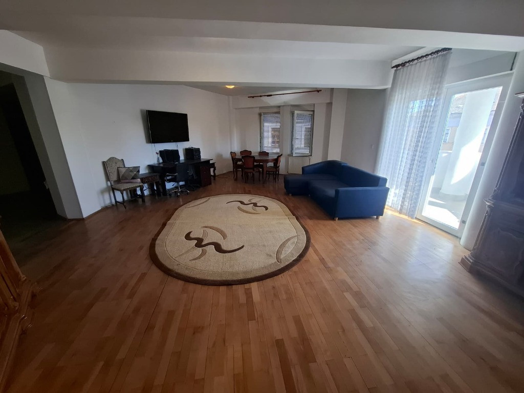 Inchiriez apart 3 camere Zona Boul Rosu ID:RH-45619-property