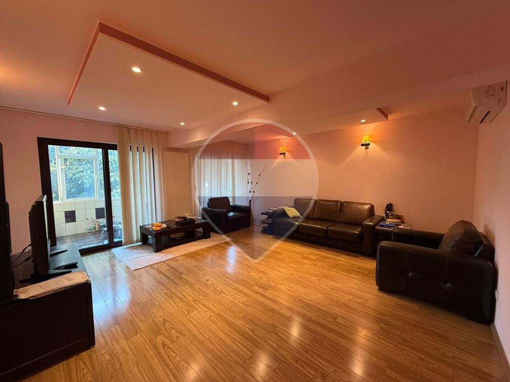 Apartament 4 camere si boxa | Simion Barnutiu | ETAJ 2