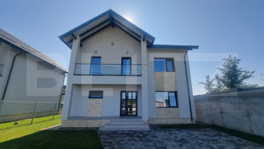 CASĂ MODERNĂ – 205 mp P+E+M STREJNICU
