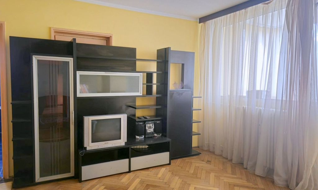 De vanzare apartament cu 3 camere, Tiglina 1, etaj 2, 62....