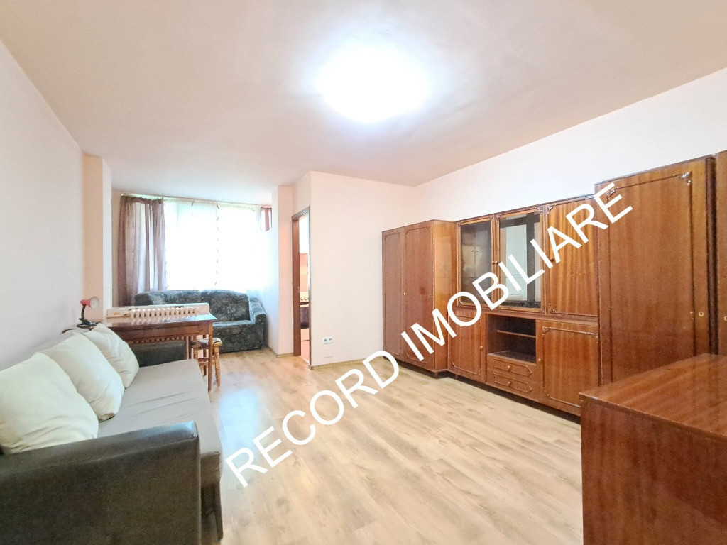 Garsoniera 32 mp cartier Manastur zona Petrom