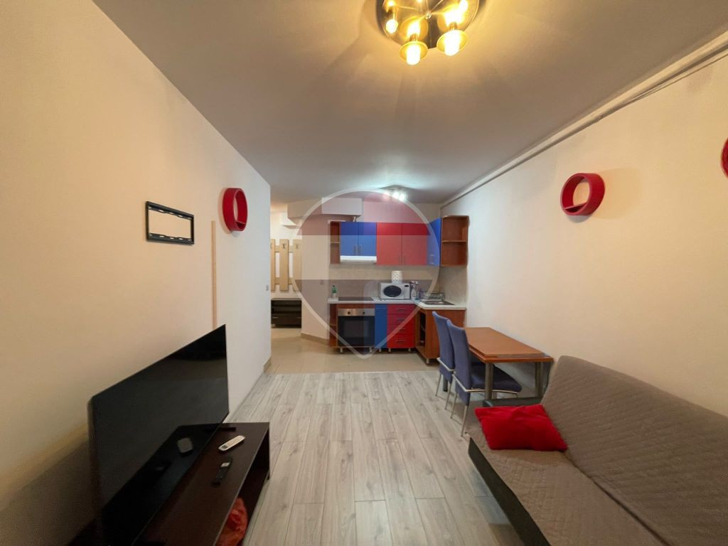 Apartament 2 camere de închiriat renovat recent Ared UTA