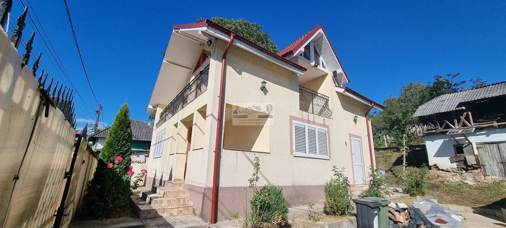 Casă P+M în Comuna Valea Seacă, județul Bacău