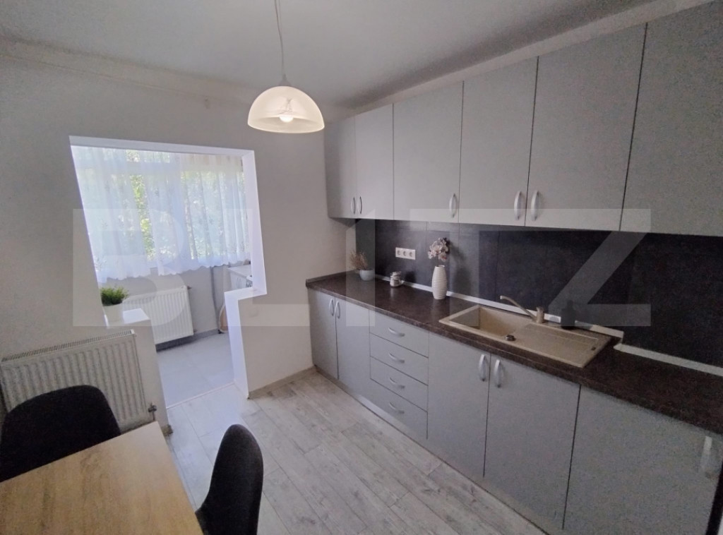 Apartament tip penthouse, 2 camere decomandate, terase panor