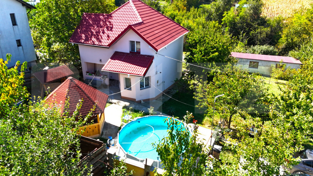 Casa 4 camere, 120 mp, 700 mp teren, zona Breazu