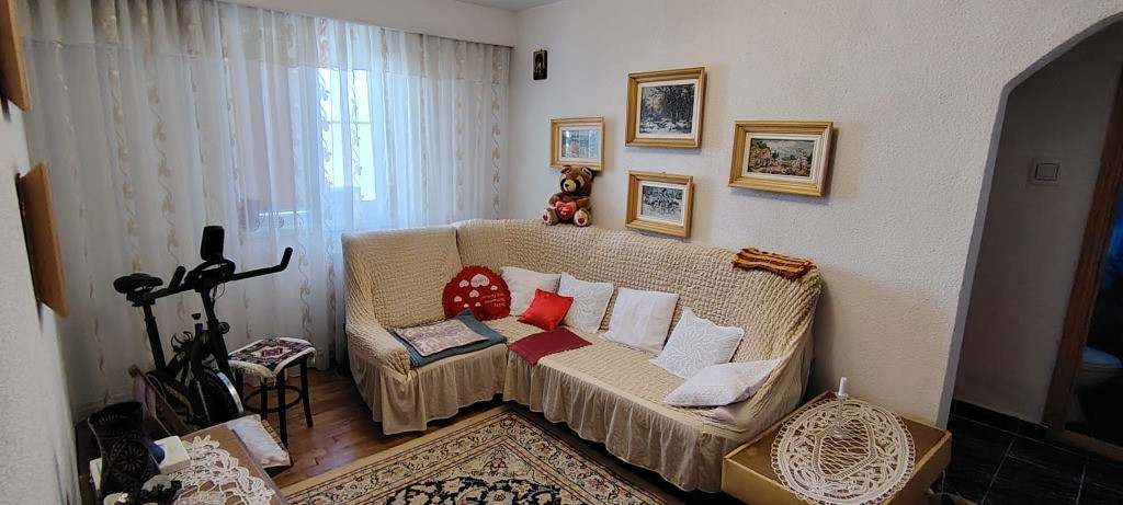 Apartament 3 camere Spitalul de Copii