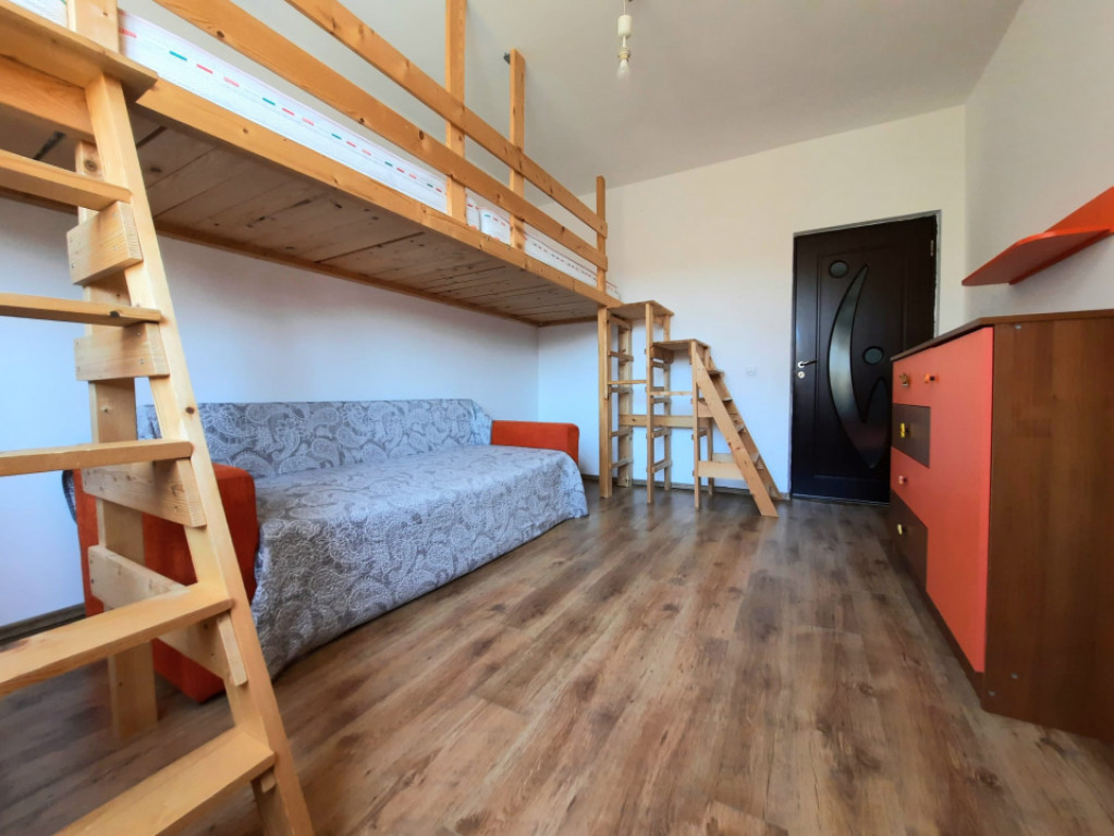 Apartament 3 camere, 57 mp | Zona Eroilor | Floresti |
