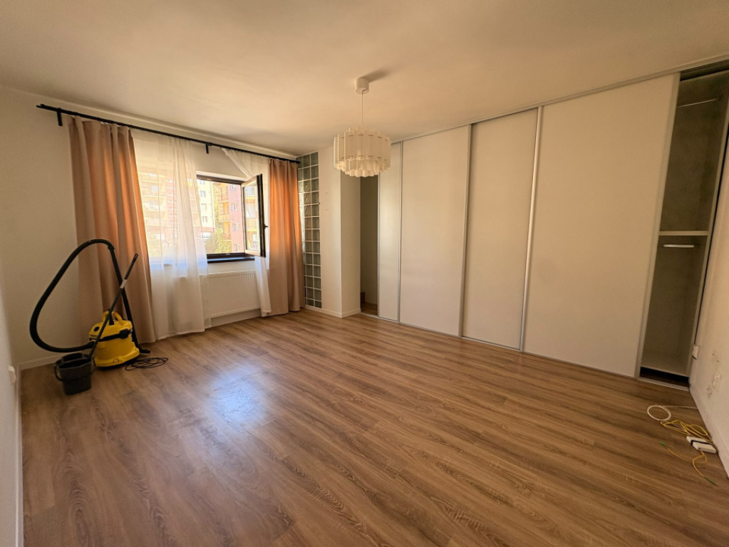 Apartament 2 camere, 54 mp | Zona Stejarului | Floresti |
