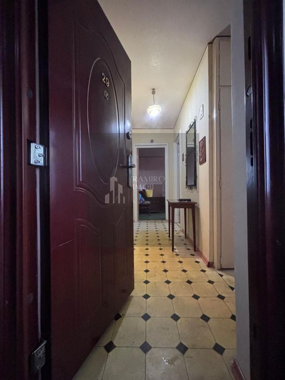 Ap. 2 camere decomandat 51mp Bd. Al. Obregia /P-ta Cultur...