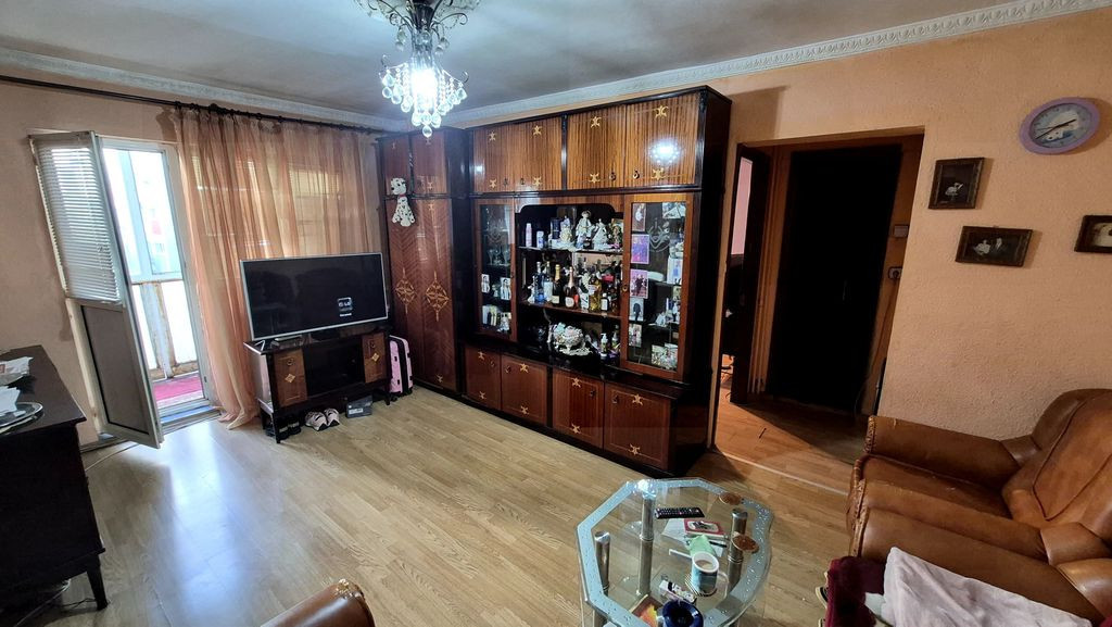 Apartament cu 4 camere 84,61 mp - calea Rahovei