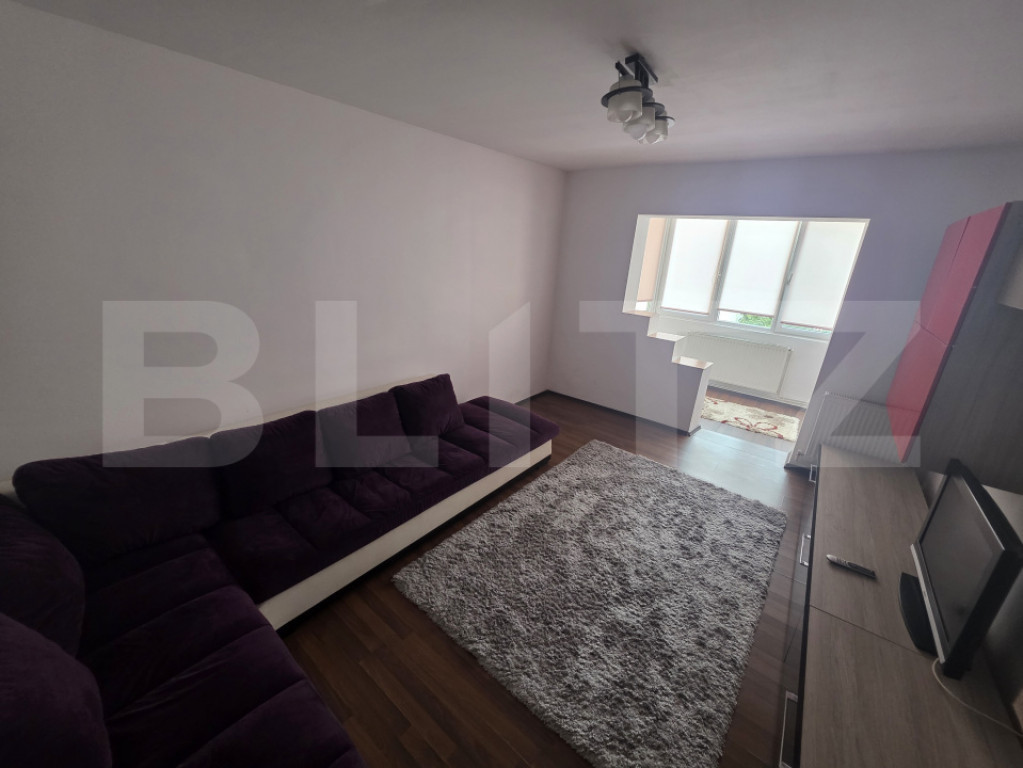 Apartament Modern și Spațios cu 3 Camere și 2 Băi