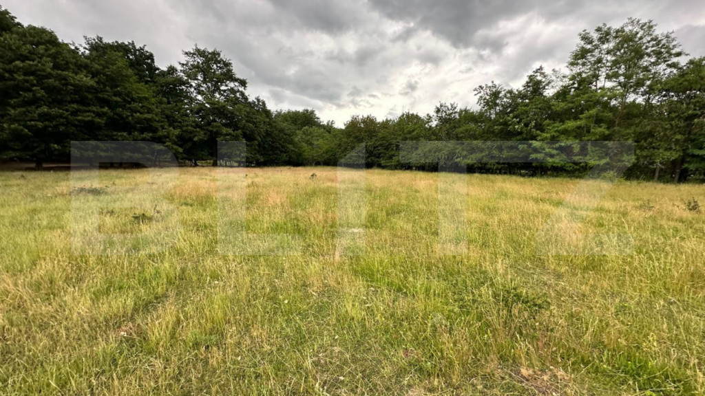 Oportunitate???? Teren intravilan de vânzare – 1.400 mp |