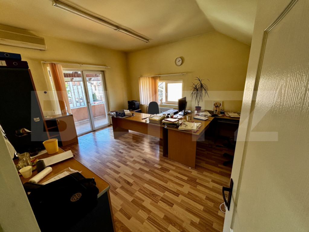 Spațiu comercial / birouri | 190 mp | 2 niveluri | 6 încă