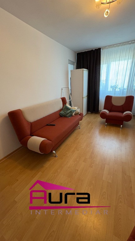 Apartament 3 camere zona Sabinelor