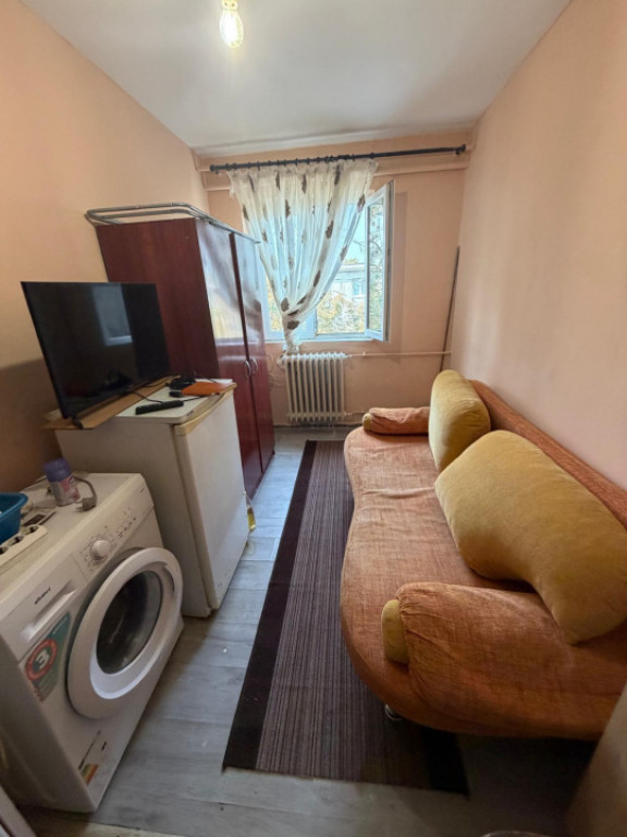 Camera de camin, 11,5 mp, zona Valea Rosie