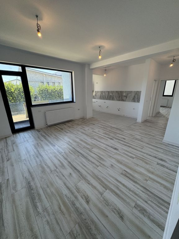 Oportunitate! Apartament 3 camere decomandat - Kamsas - c...