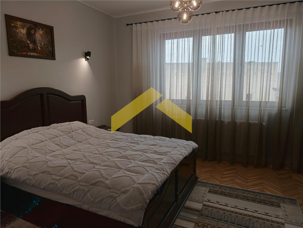 Apartament cu garaj de inchiriat zona ultracentrala, strada