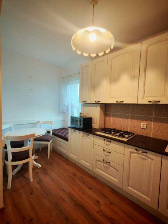 Apartament de 3 camere, 71mp, parcare, zona ZORILOR
