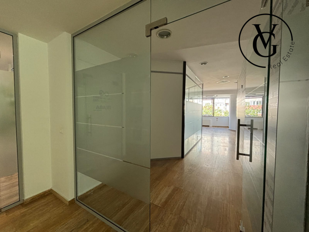 Spatiu comercial | 90mp | Utilitati incluse in pret | Centru