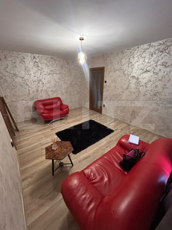 Apartament 3 camere, 53 mp, zona George Enescu