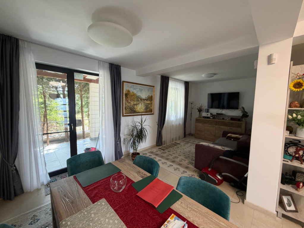 Unitate locativă în duplex, 108 mp, Narciselor