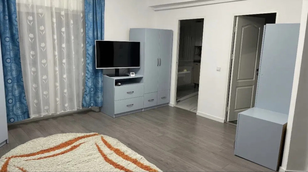 Apartament 1 camera 32 mp Floresti zona Muzeul Apei