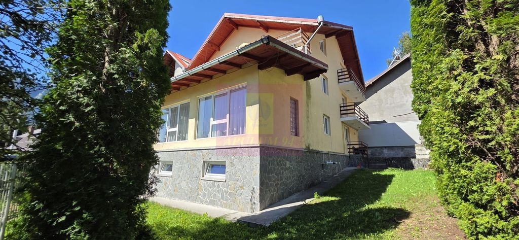 Vila cu 7 camere de vanzare in Busteni
