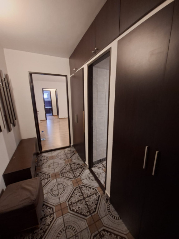 Apartament tip penthouse, 2 camere decomandate, terase panor