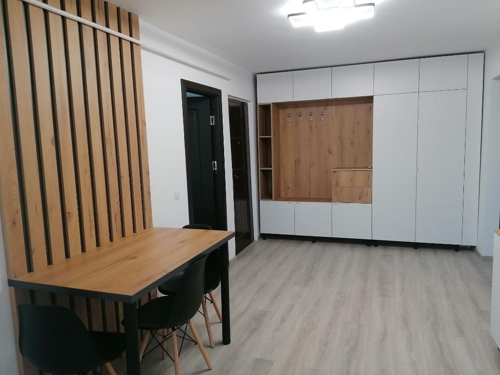 Apartament cu 2 camere dormitoare de inchiriat str. Teiului