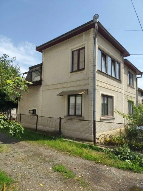 Casa de vanzare, 120 mp, teren 355 mp, zona Ultracentrala