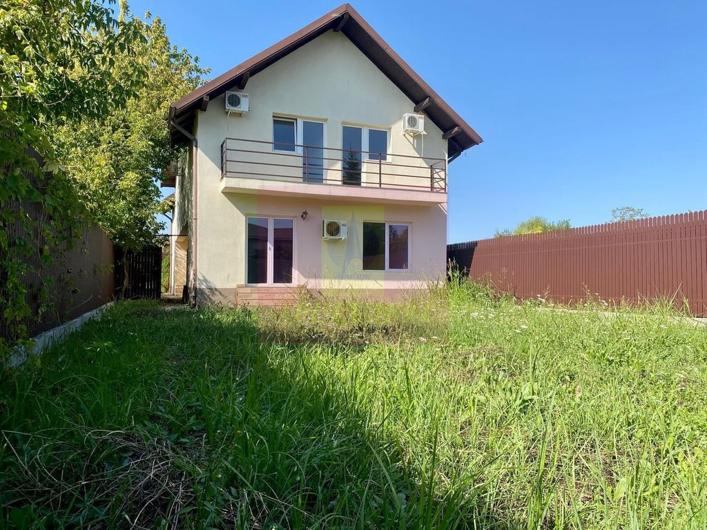 Duplex in vila 4 camere | 301 mp teren | Grădină 170 mp...