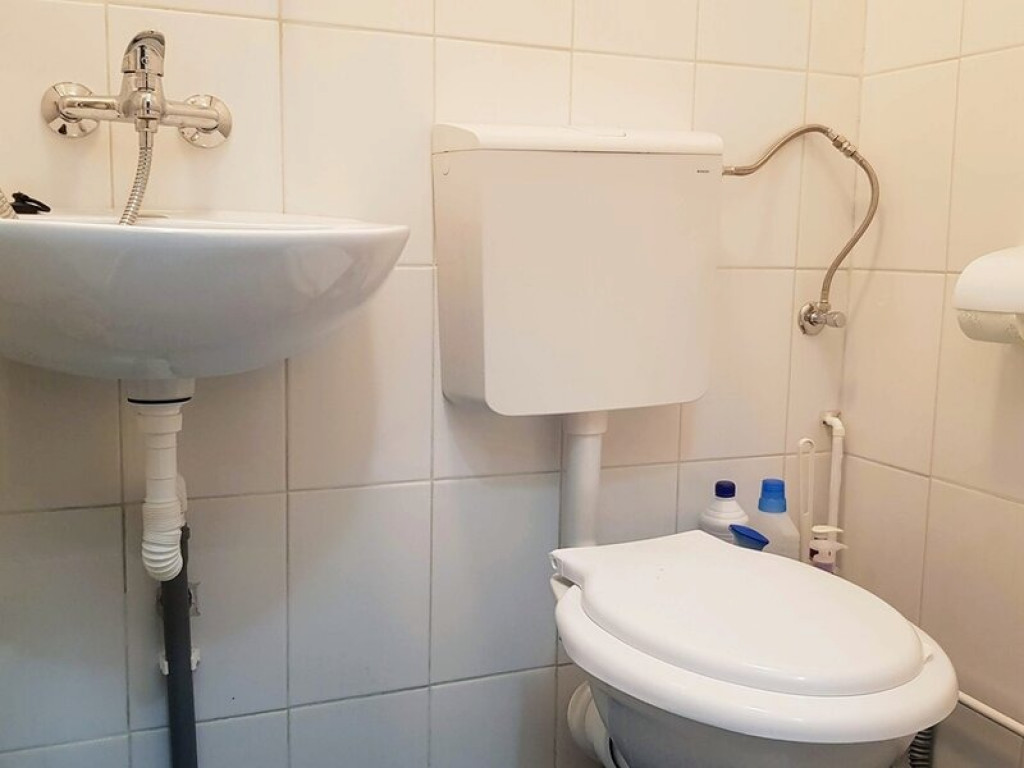 Piata sudului oltenitei husi etaj 6