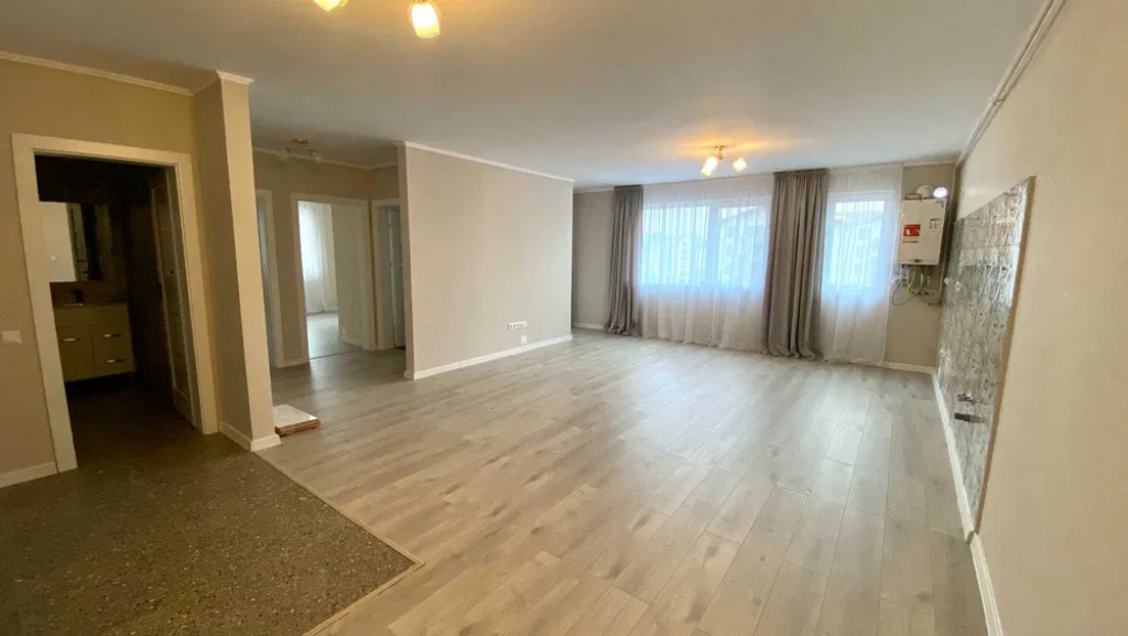 Apartament 3 camere 72 mp in Floresti zona Somesului
