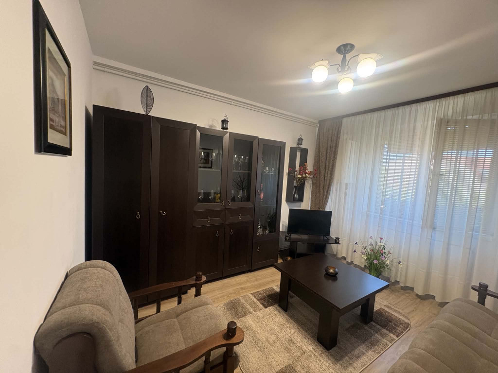 Apartament 2 camere zona CENTRALA,str Bisericii Romane