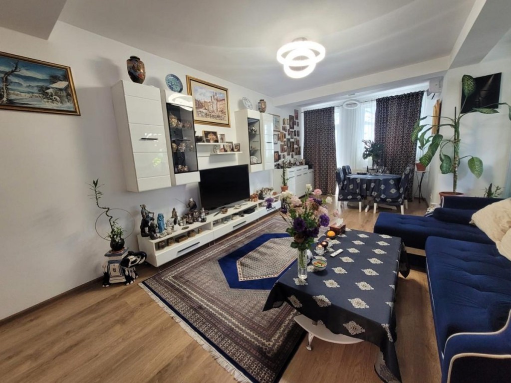 Dristor-Duplex 63mp mansardat et.5 si 6 cu lift