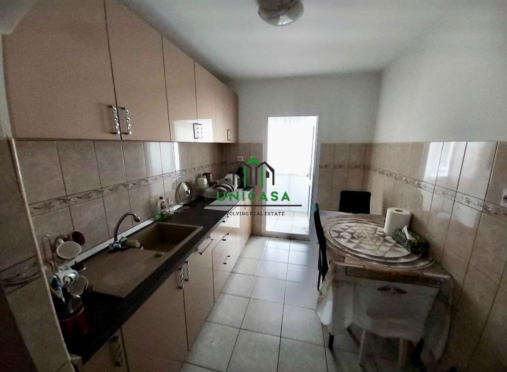 APARTAMENT 3 CAMERE/ VOINEASA