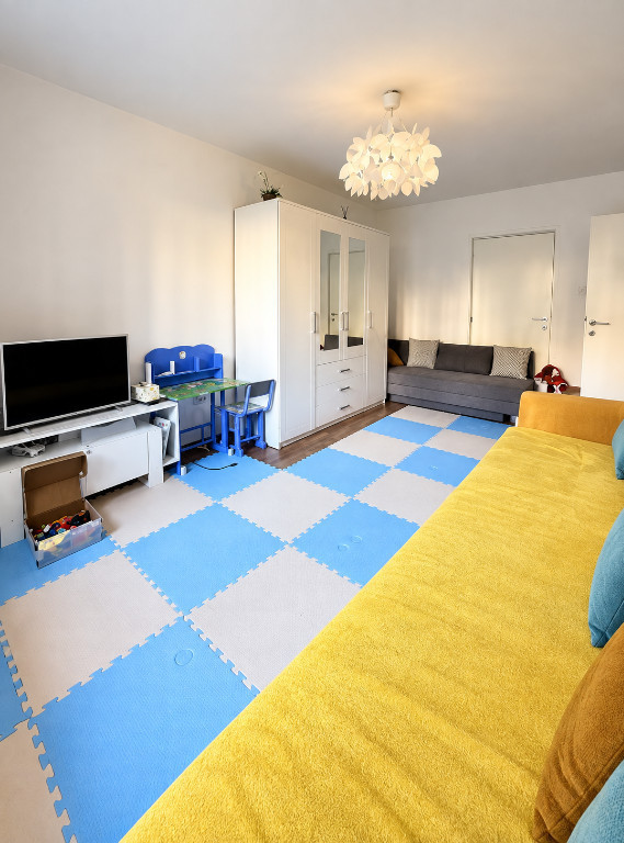 Apartament 2 camere, confort 1, circular, zona Astra - Carpatilor!
