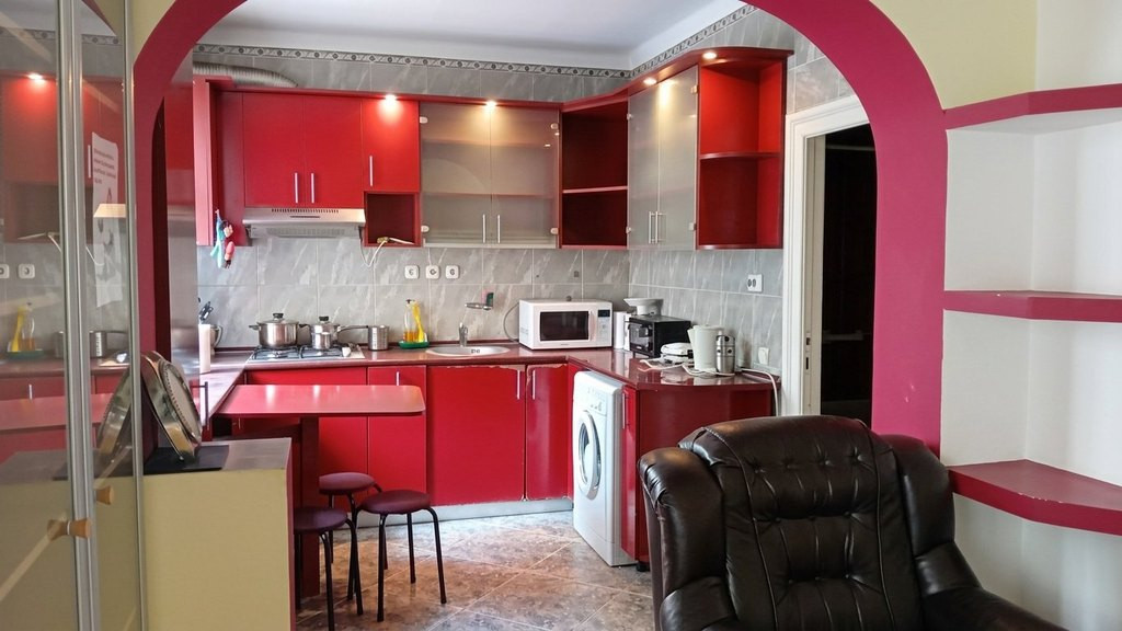 Apartament 3 camere cu terasa 12 mp, comision zero pt. chiri