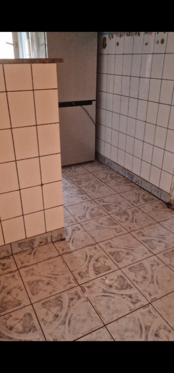 Vand apartament 2 camere decomandat in Deva str. Minerului