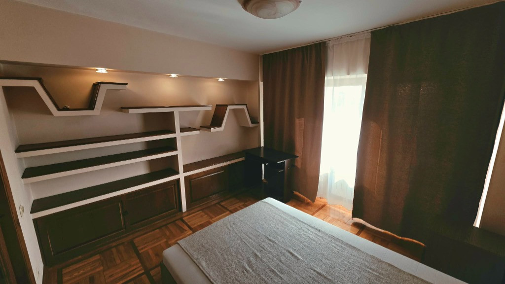 Apartament 3 camere , in Fundatie,INDEPENDENTEI UMF