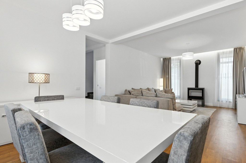 Casă Premium în Complex Rezidențial Exclusivist – Pi...