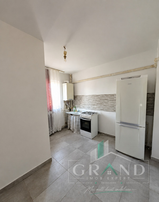 4 CAMERE DECOMANDATE | 80 MP | 2 BĂI | 2 BALCOANE | MĂRĂ?