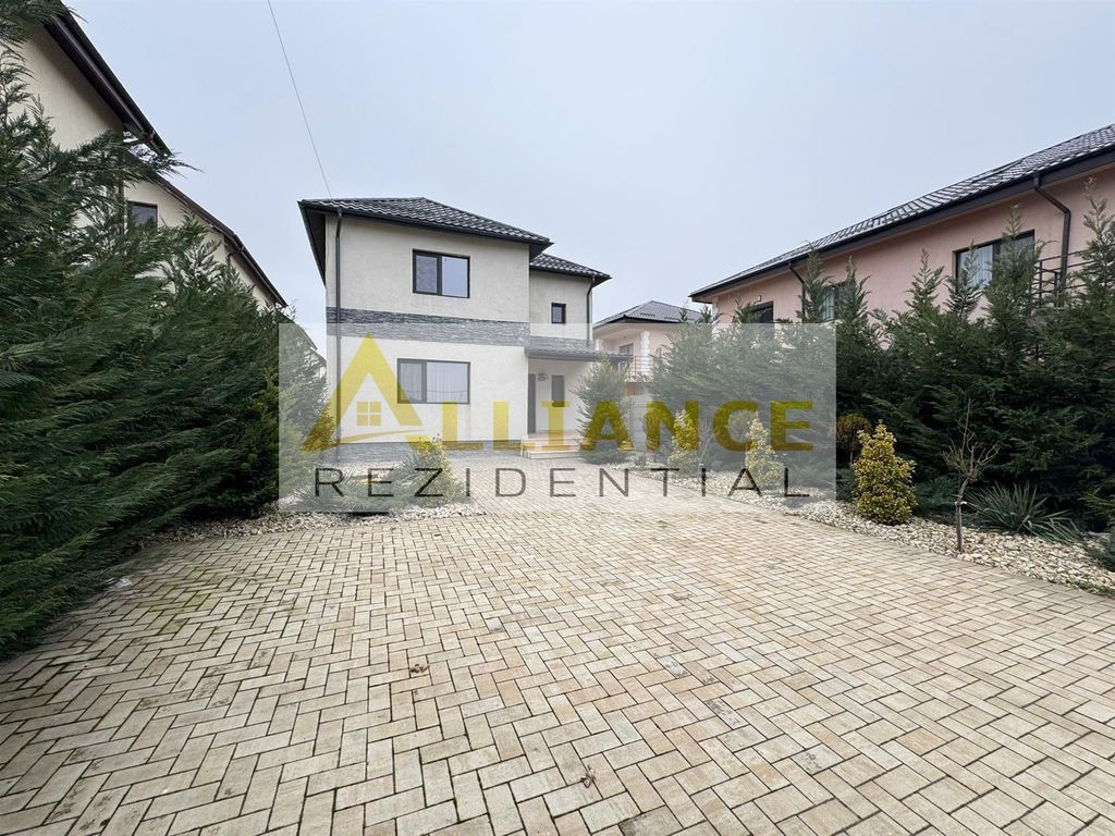 VILA Individuala cu 4 camere - 3 bai | 566 mp teren -