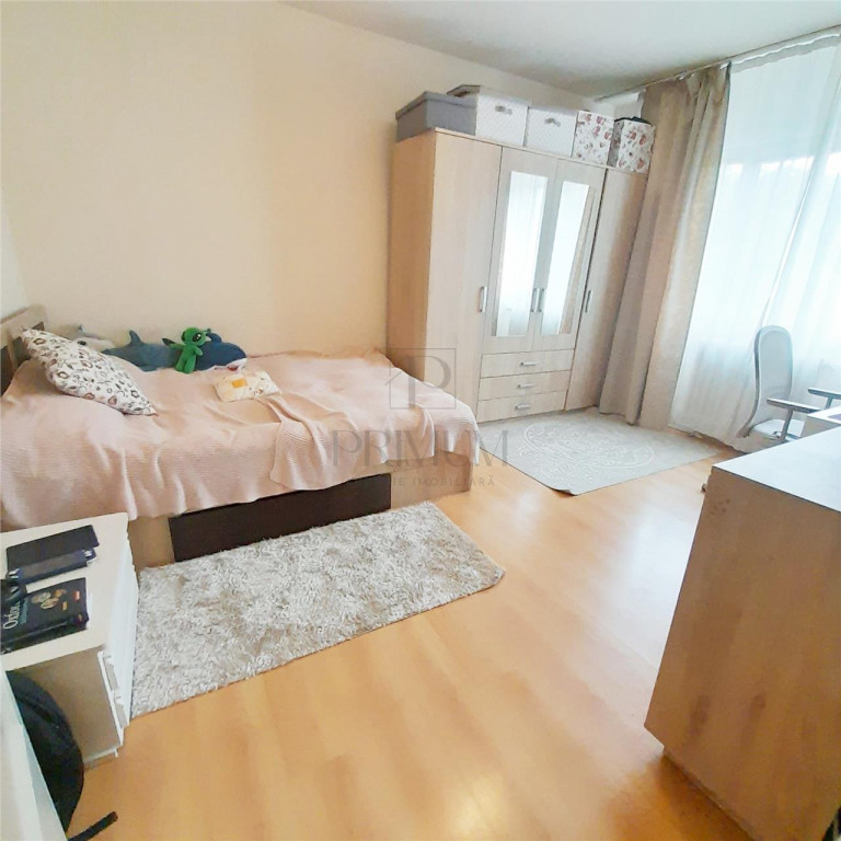 GHEORGHE LAZAR - 1 CAM - DECOMANDAT - ETAJ 1 - ZONA EXCELENT