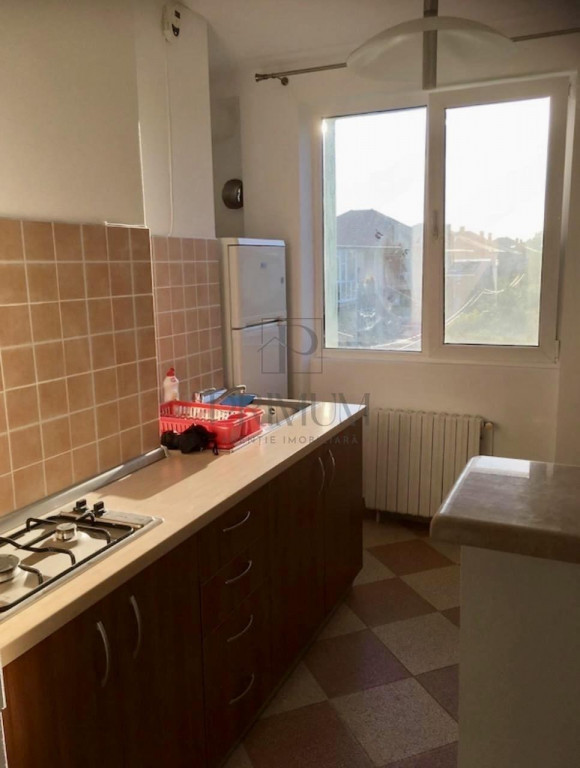 Complex, apartament 2 camere, decomandat, centrala proprie,